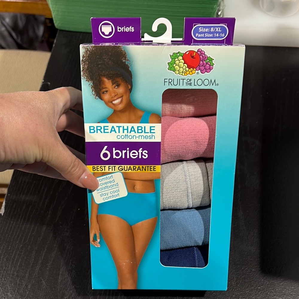New in Box Fruit of the Loom set of six briefs size xl